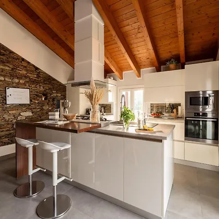 In With Maggiore Views Appartement